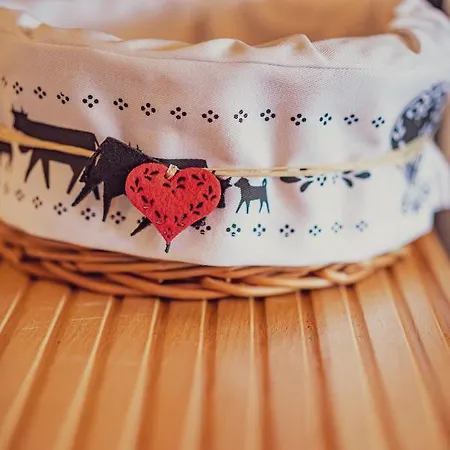 شقة Chalet Roesi - Ferienwohnung Mit Hot Pot & Bergsicht ادلبودن