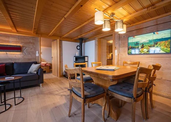 Apartment Chalet Roesi - Ferienwohnung Mit Hot Pot & Bergsicht *