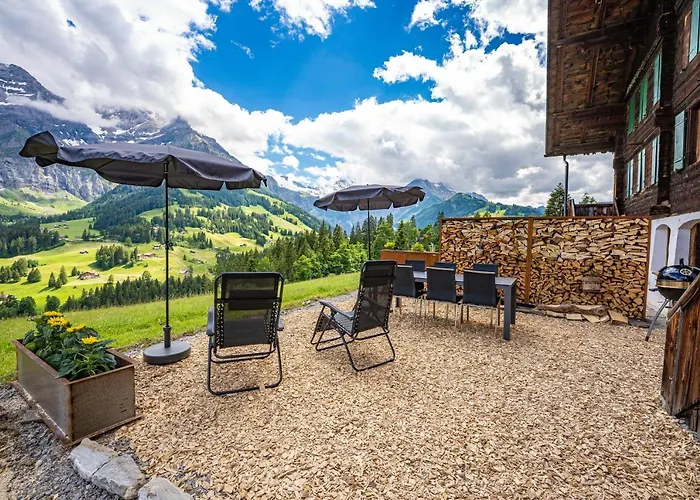 Chalet Roesi - Ferienwohnung Mit Hot Pot & Bergsicht Apartment