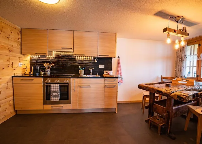 Apartman Chalet Roesi - Ferienwohnung Mit Hot Pot & Bergsicht