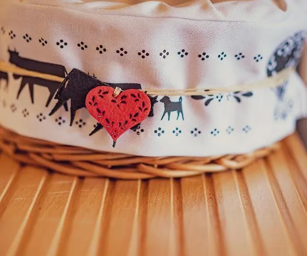 Apartment Chalet Roesi - Ferienwohnung Mit Hot Pot & Bergsicht Adelboden