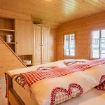 Apartment Chalet Roesi - Ferienwohnung Mit Hot Pot & Bergsicht Adelboden