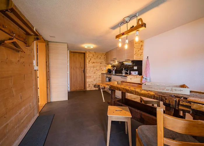 Chalet Roesi - Ferienwohnung Mit Hot Pot & Bergsicht شقة ادلبودن